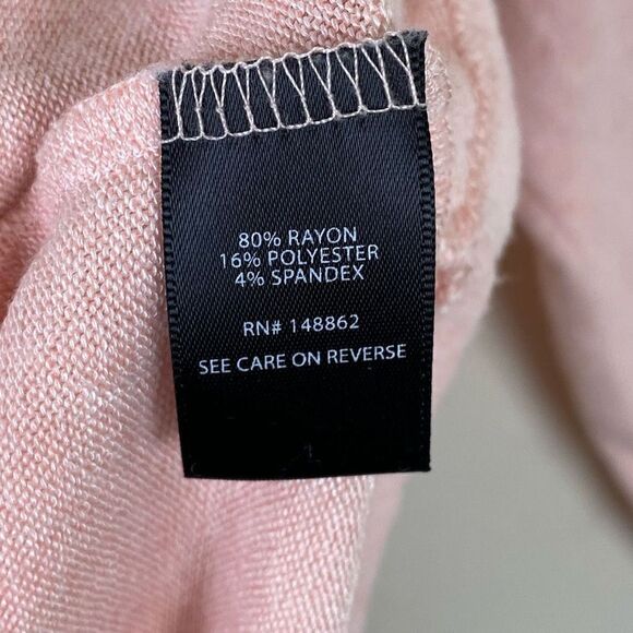 Torrid Super Soft Plush Light Pink Cold Shoulder Sweater Top Size 1X - Picture 6 of 6